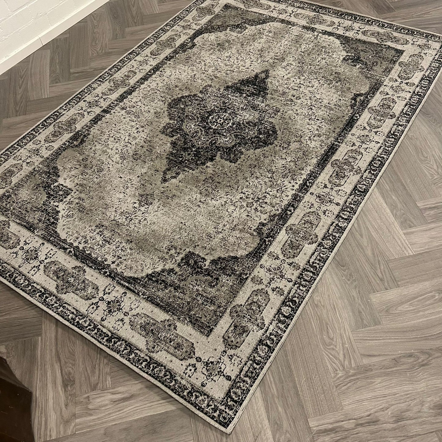Brinker Retro Charcoal Vloerkleed - 160x240cm