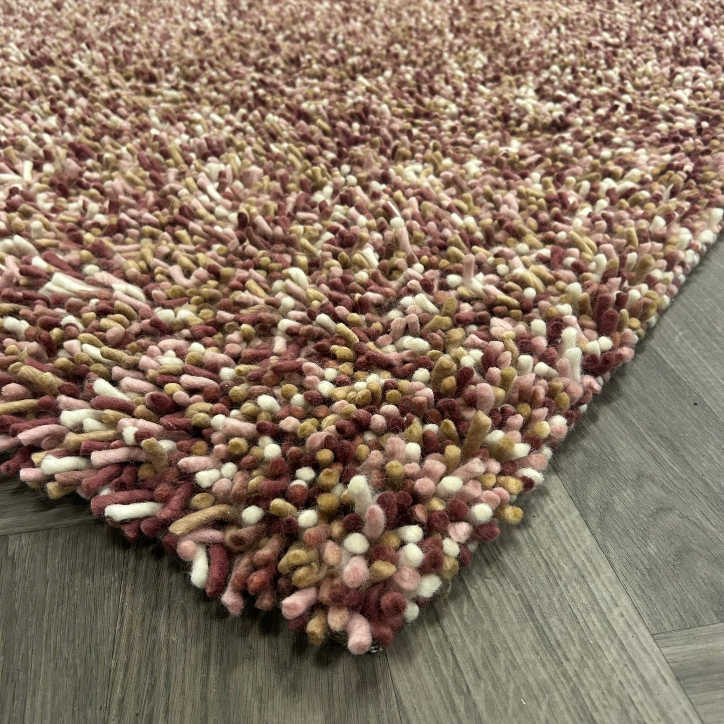 Brinker Alto Wine Red 325 Vloerkleed - 200x300cm