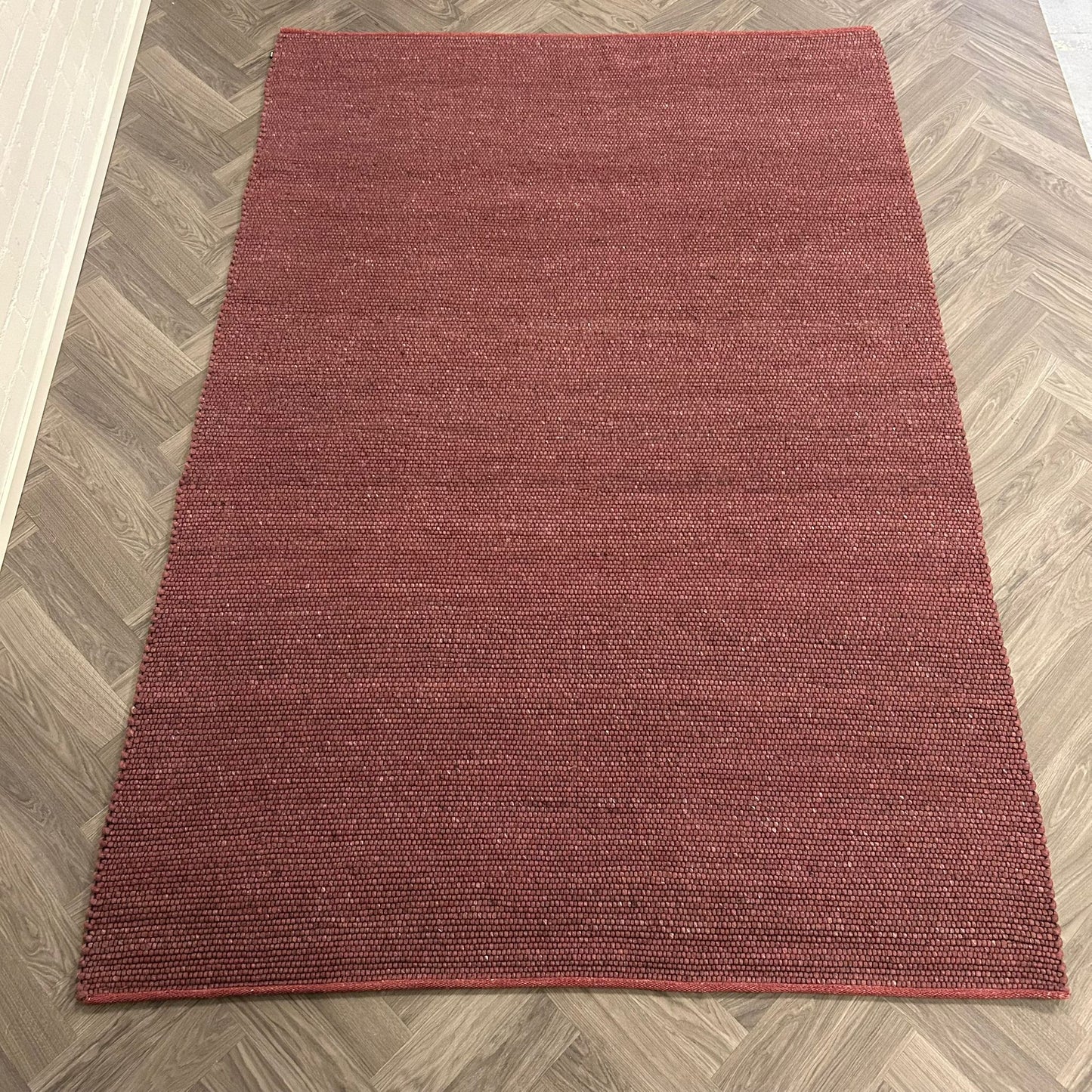 Montel Cerezo 319 Bourgondy Vloerkleed - 200x300cm
