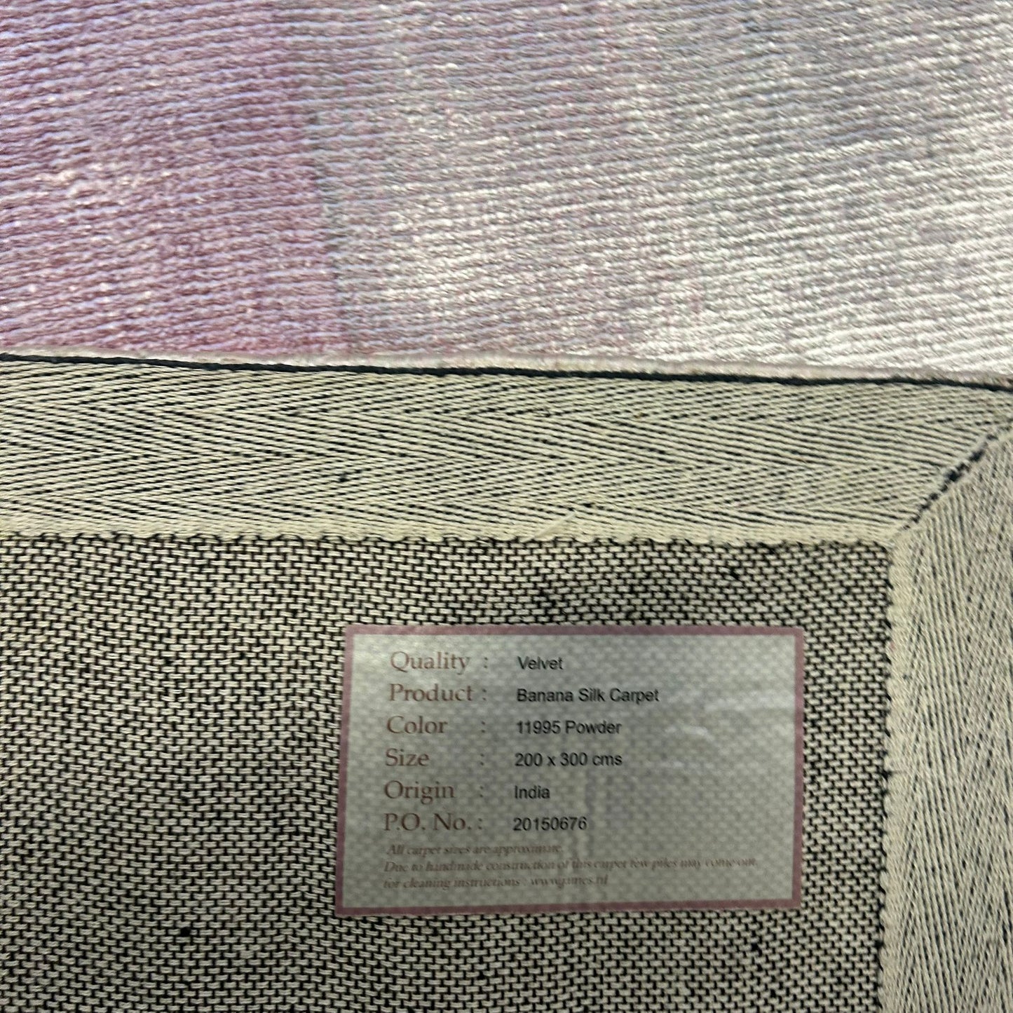 Brinker Velvet 11995 Powder Vloerkleed - 200x300cm