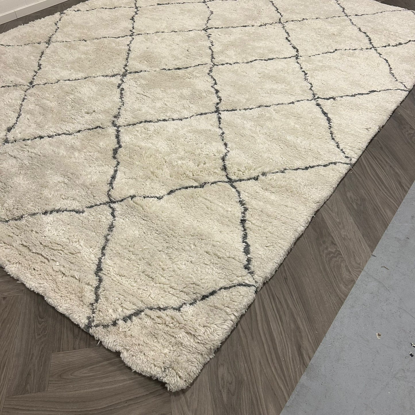 Brinker Rhombus White/Grey Vloerkleed - 250x350cm