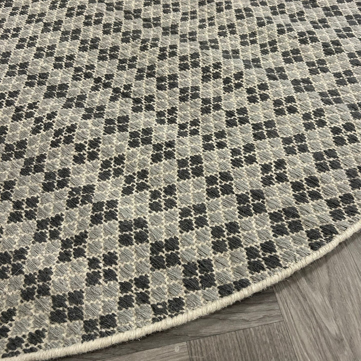Leolux Pode Mackay Liath Vloerkleed - 200x300cm