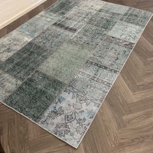 Brinker Estate Patchwork Green/Blue - 190x290cm