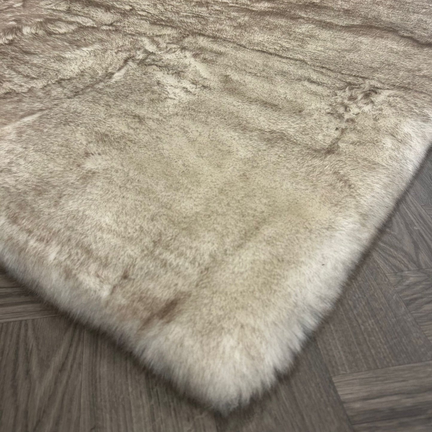 Brinker Fluffy White - 180x280cm
