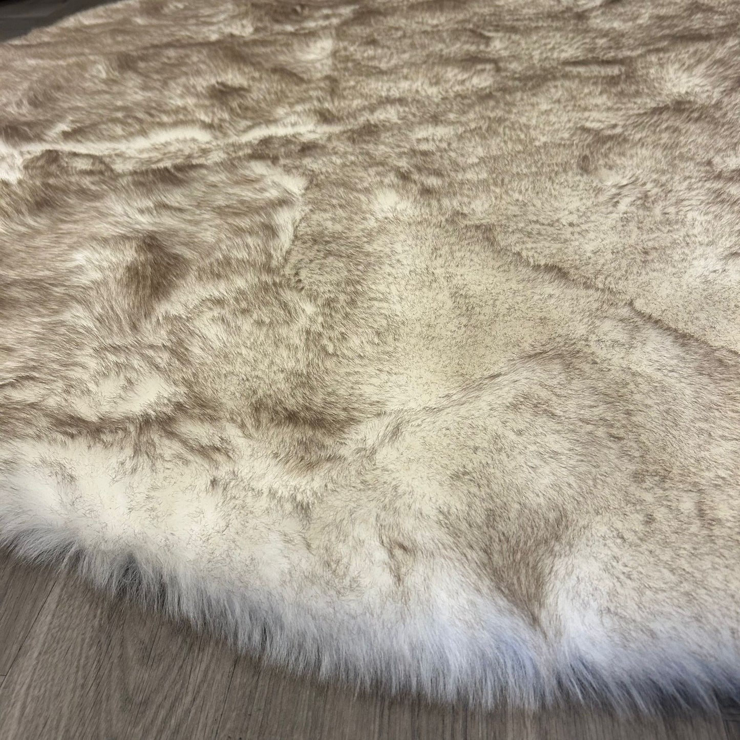 Brinker Fluffy White - 180x180cm
