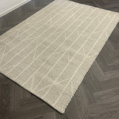 Brinker Arrow 815 - 160x230cm - QF Living