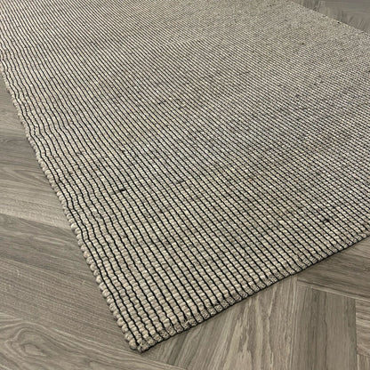 Brinker Beatbridge Grey Vloerkleed - 200x290cm - QF Living