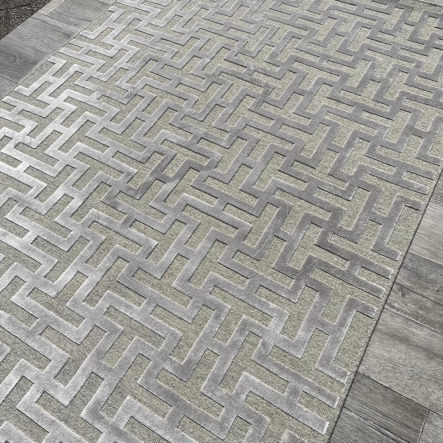 Brinker Chiara 517 Plumb Vloerkleed - 280x380cm - QF Living