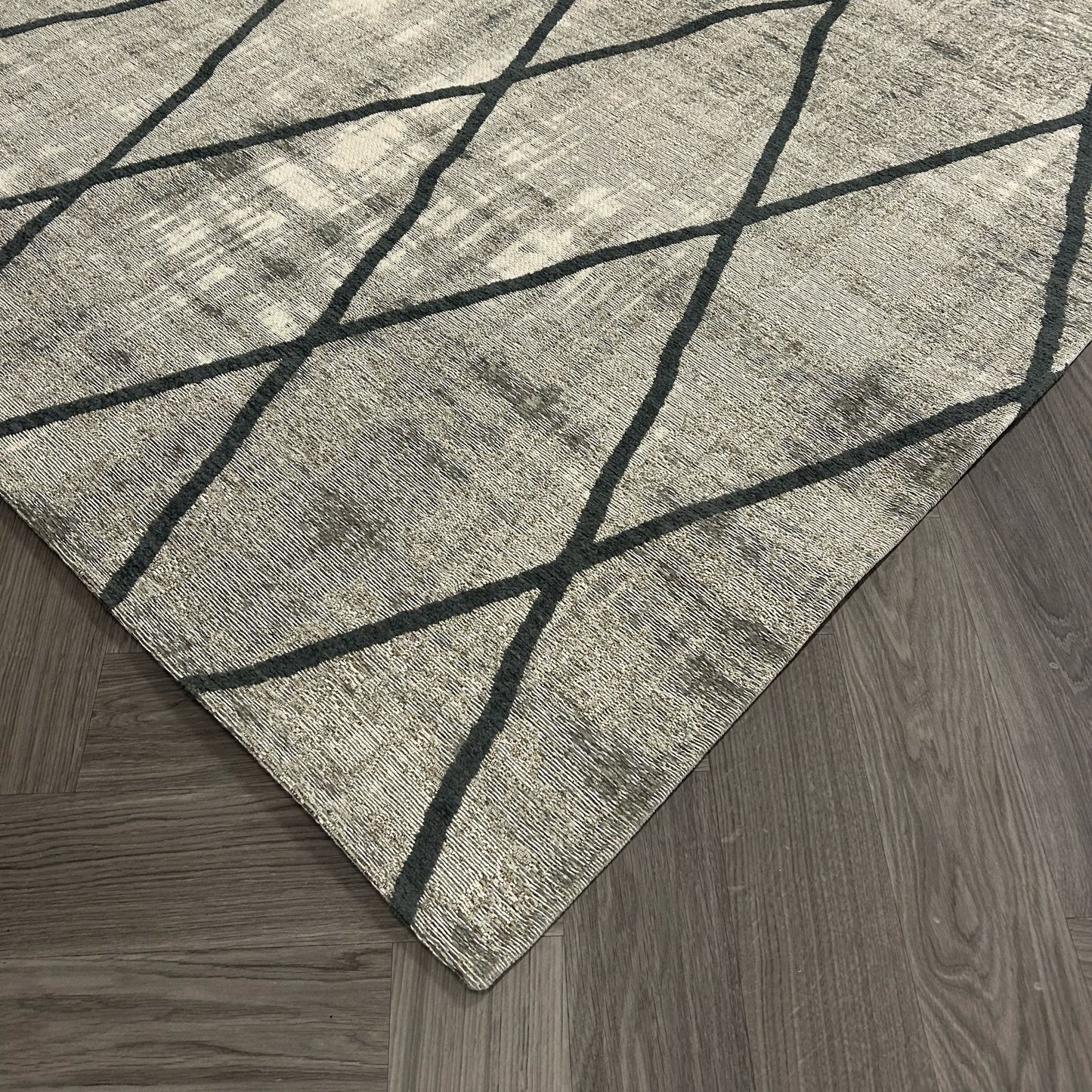 Brinker Cross Silver Grey Vloerkleed - 200x300cm - QF Living
