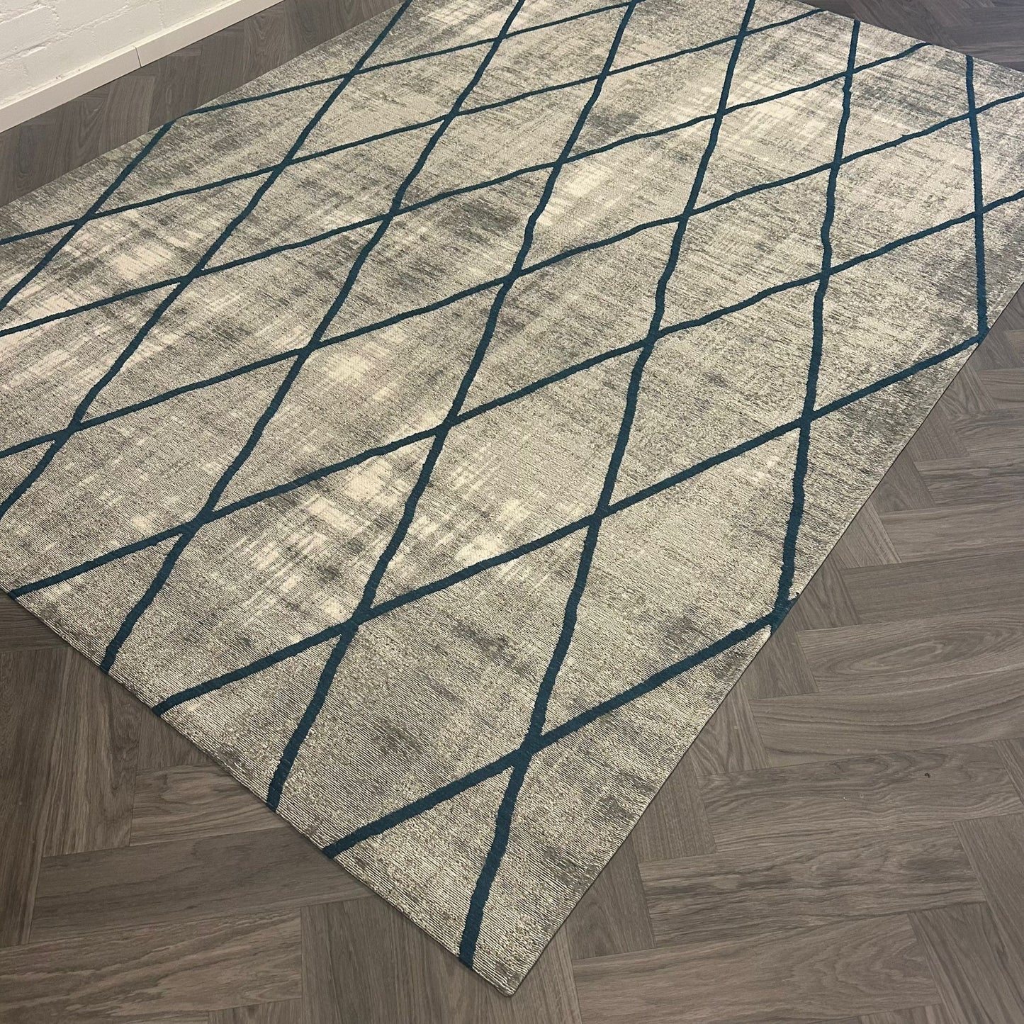 Brinker Cross Silver/Blue Vloerkleed - 240x340cm - QF Living
