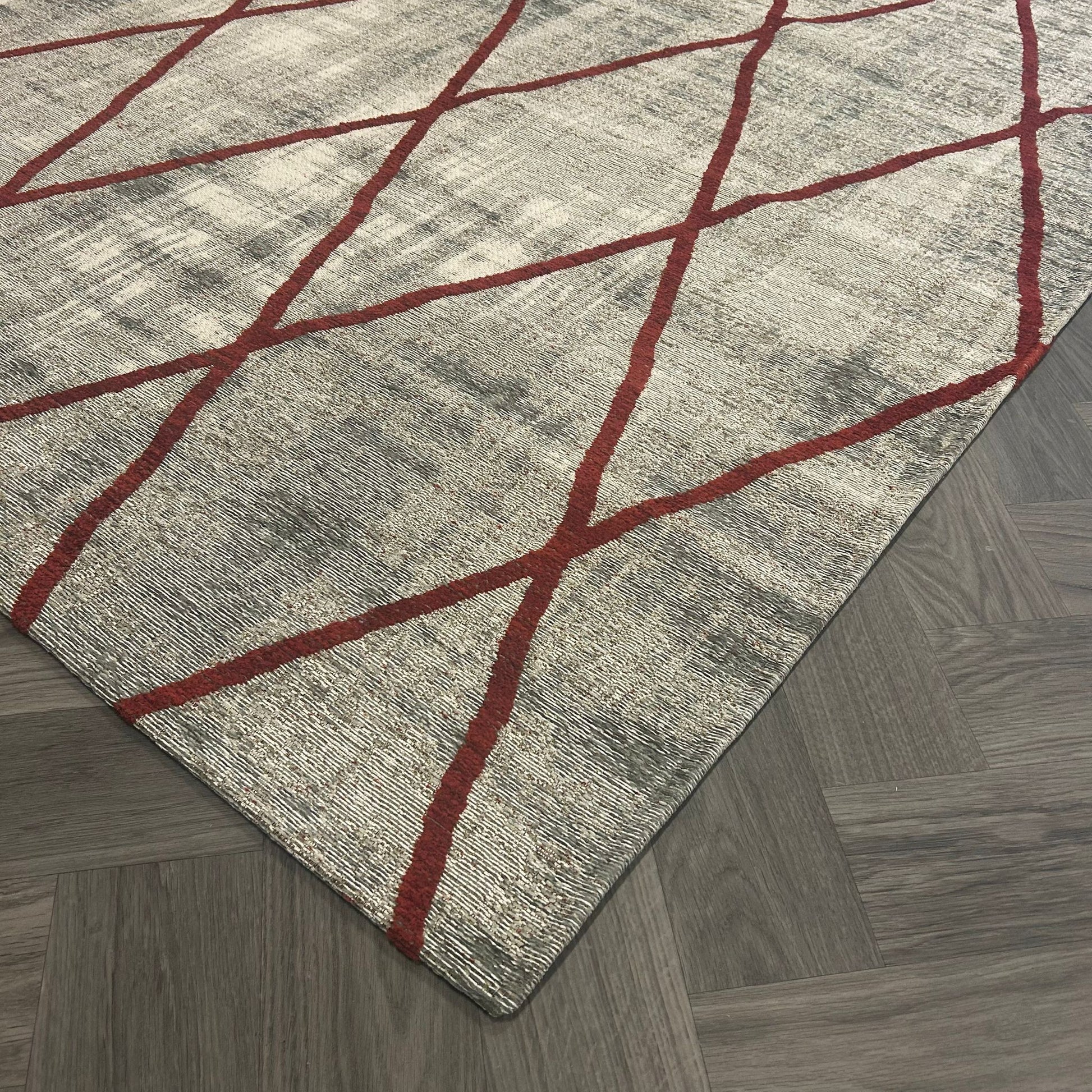Brinker Cross Silver/Red Vloerkleed - 240x340cm - QF Living