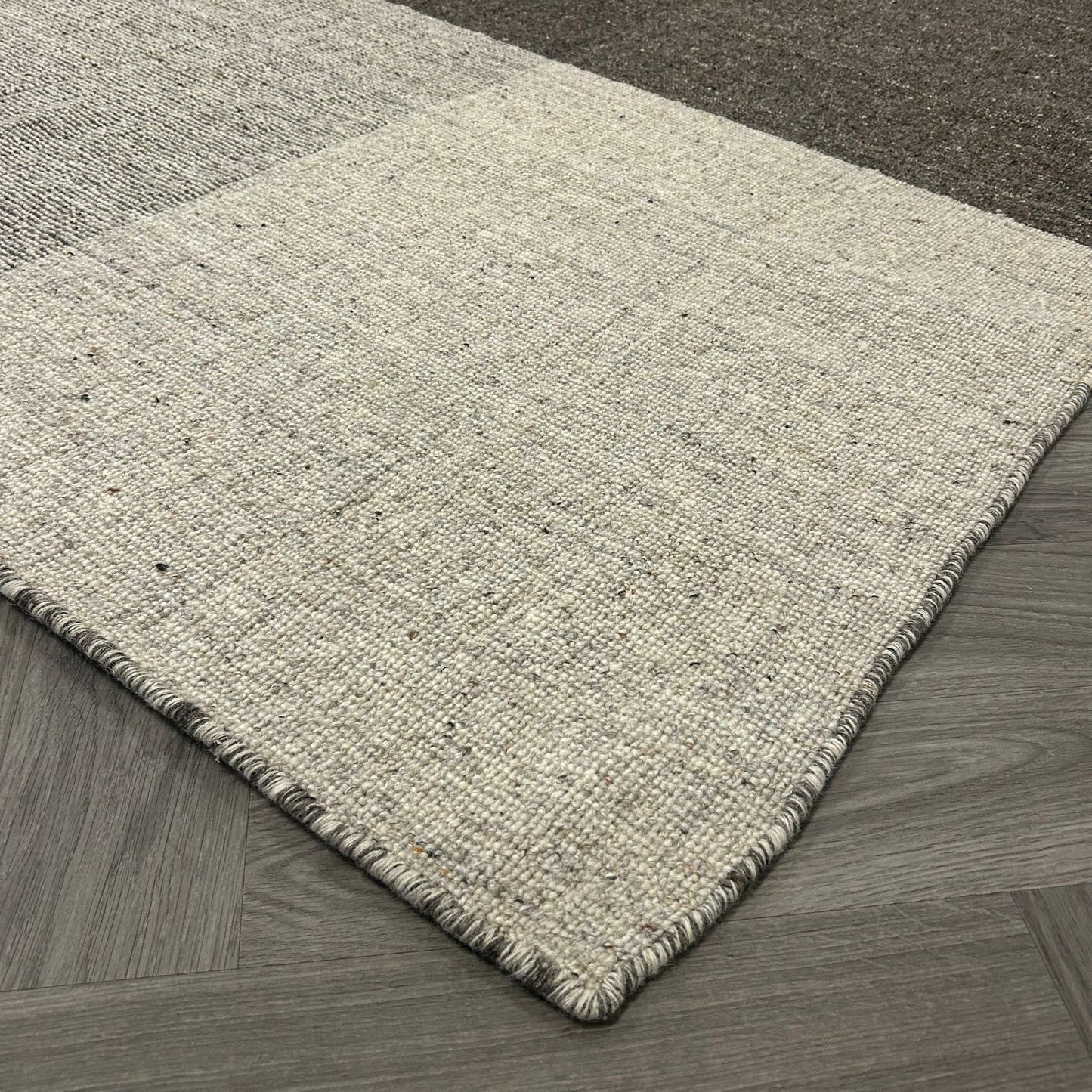 Brinker Dejavu 1623 900 Grey Vloerkleed - 200x280cm - QF Living