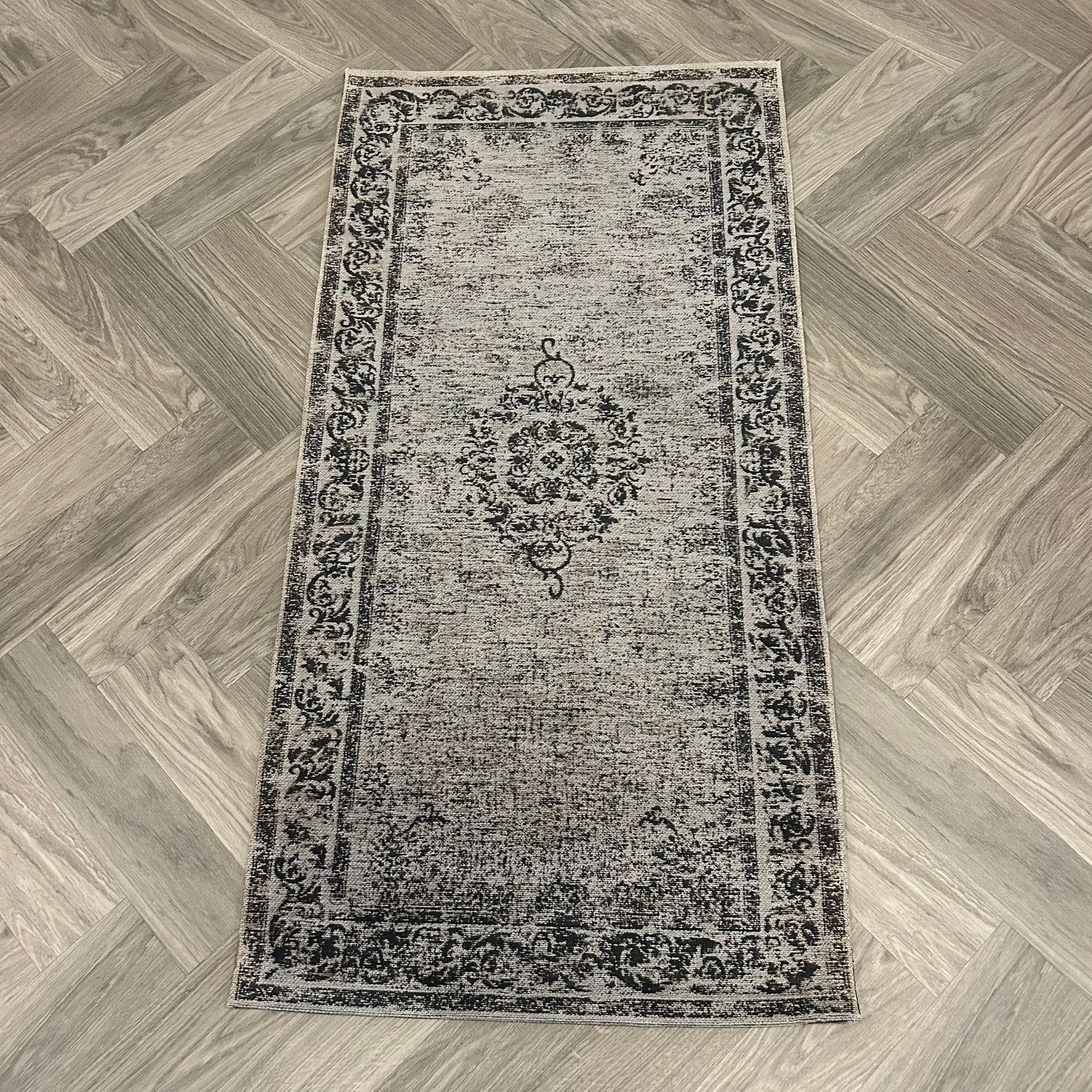 Brinker Pinkpop Dark Ash Vloerkleed - 70x140cm - QF Living