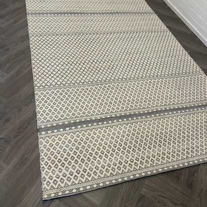 Brinker Saint Ivory Vloerkleed - 240x340cm - QF Living