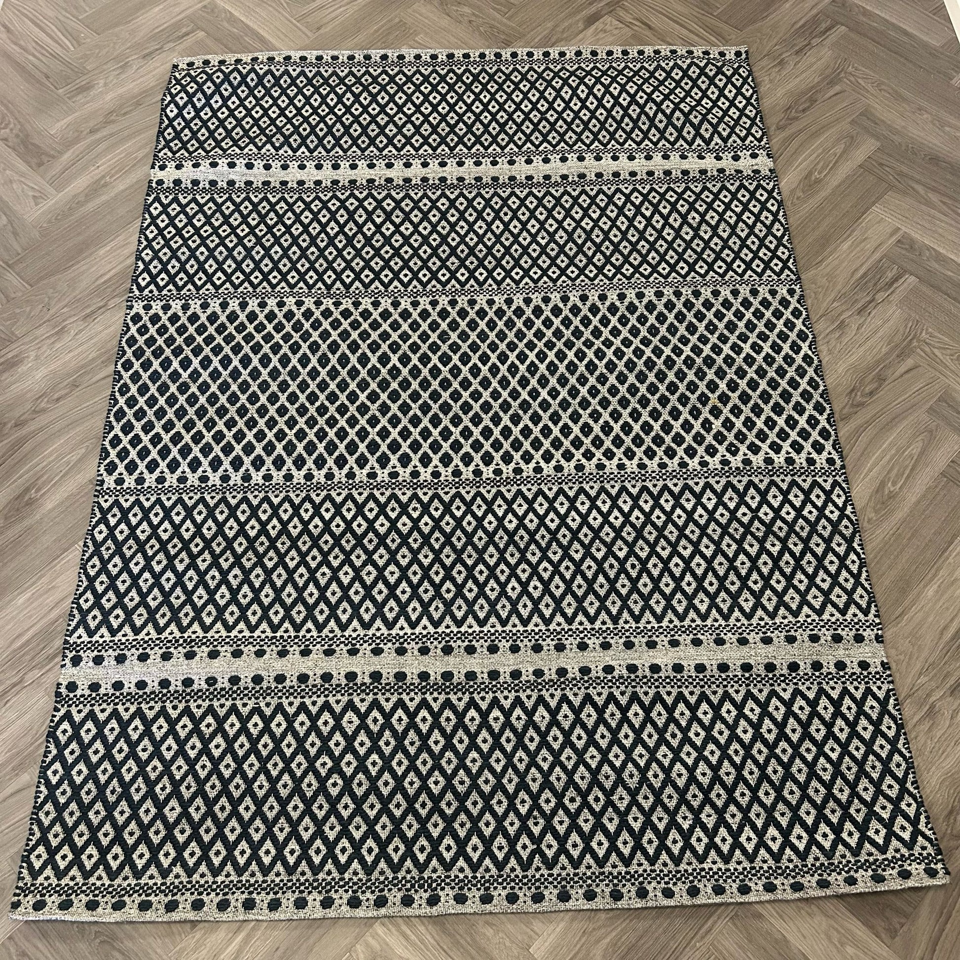 Brinker Saint Navy Vloerkleed - 200x300cm - QF Living