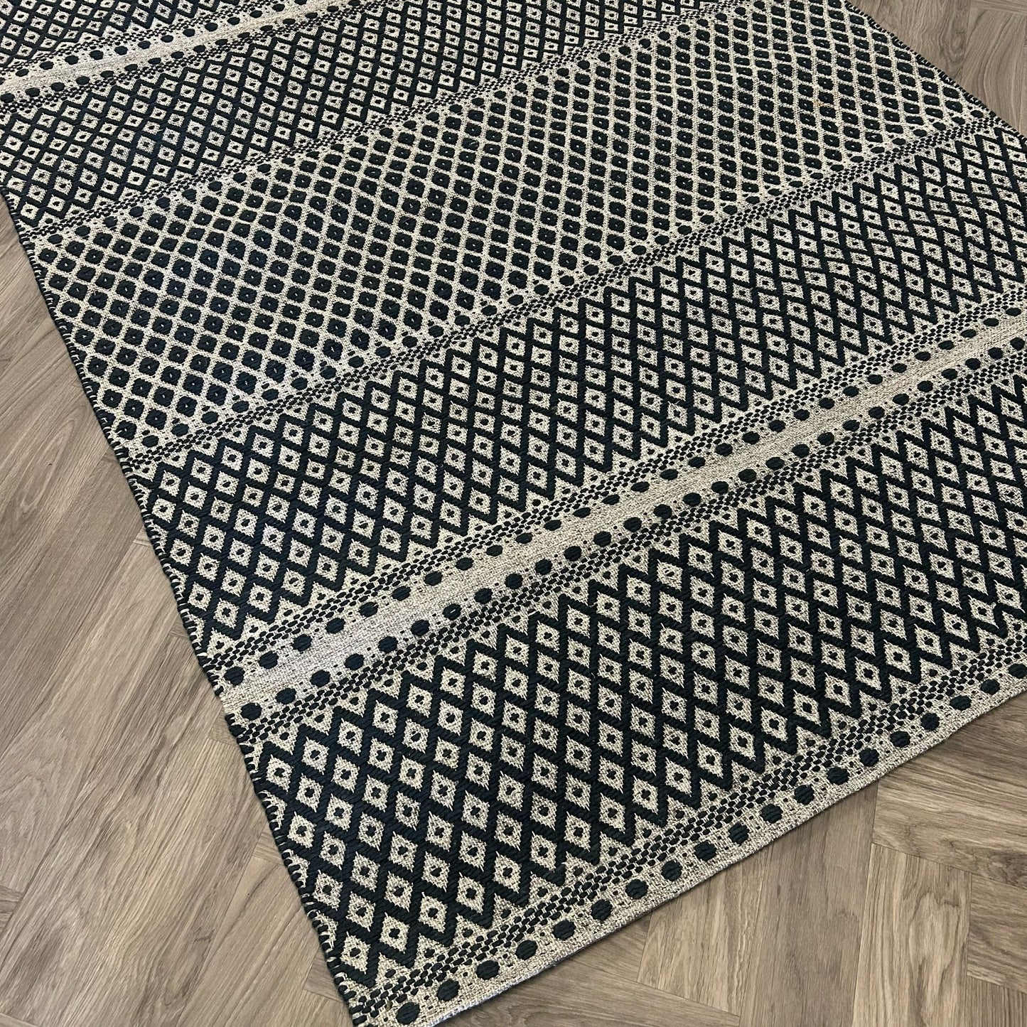 Brinker Saint Navy Vloerkleed - 200x300cm - QF Living
