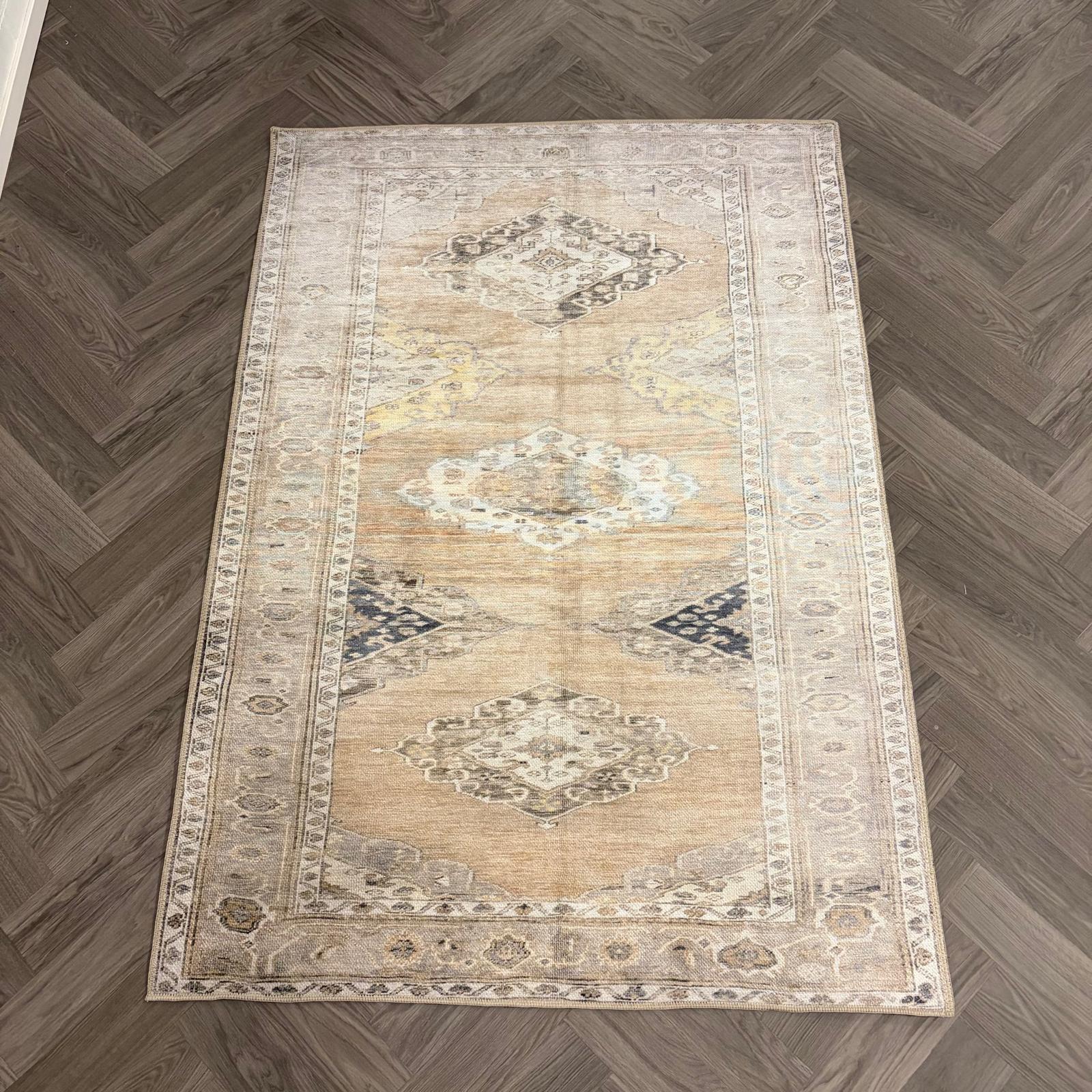 Brinker Senna Yellow Vloerkleed - 140x200cm - QF Living