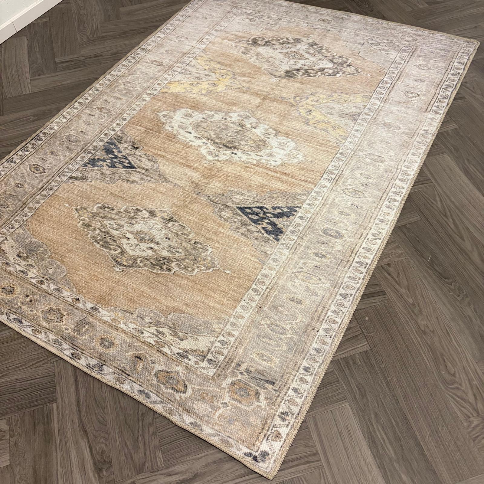 Brinker Senna Yellow Vloerkleed - 140x200cm - QF Living