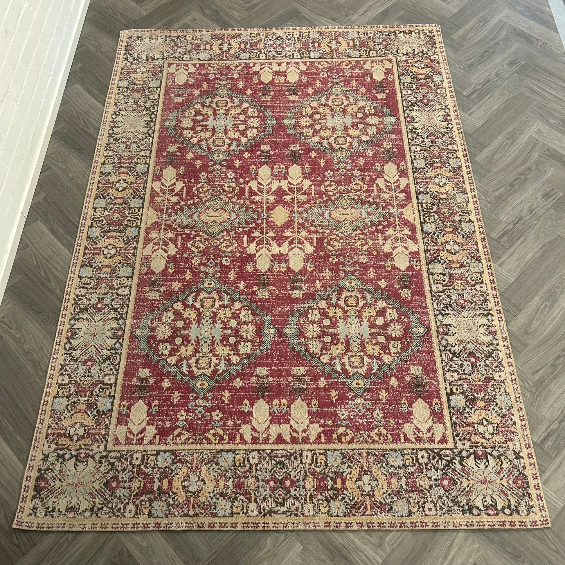 Brinker Tribal Pink Flambe - 200x290cm - QF Living