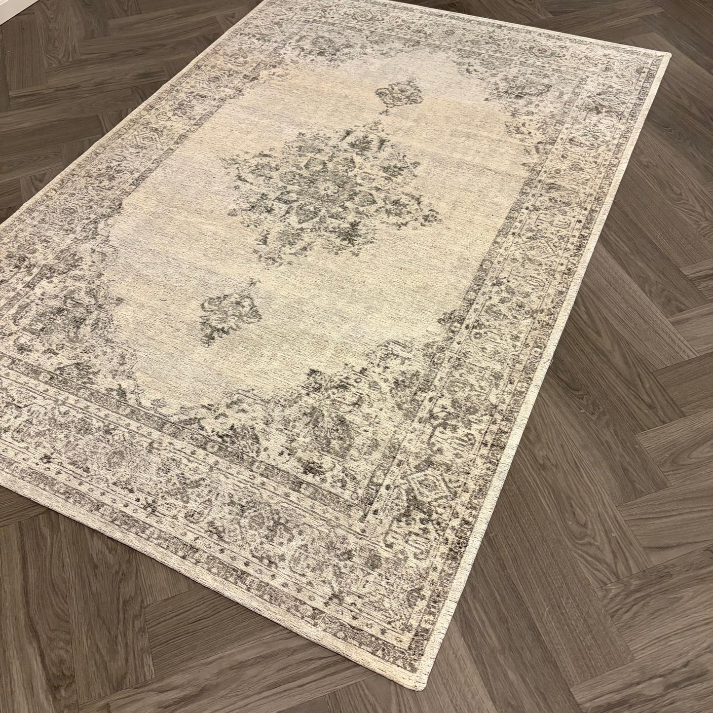 Brinker Triv 8668 Vloerkleed - 140x200cm - QF Living